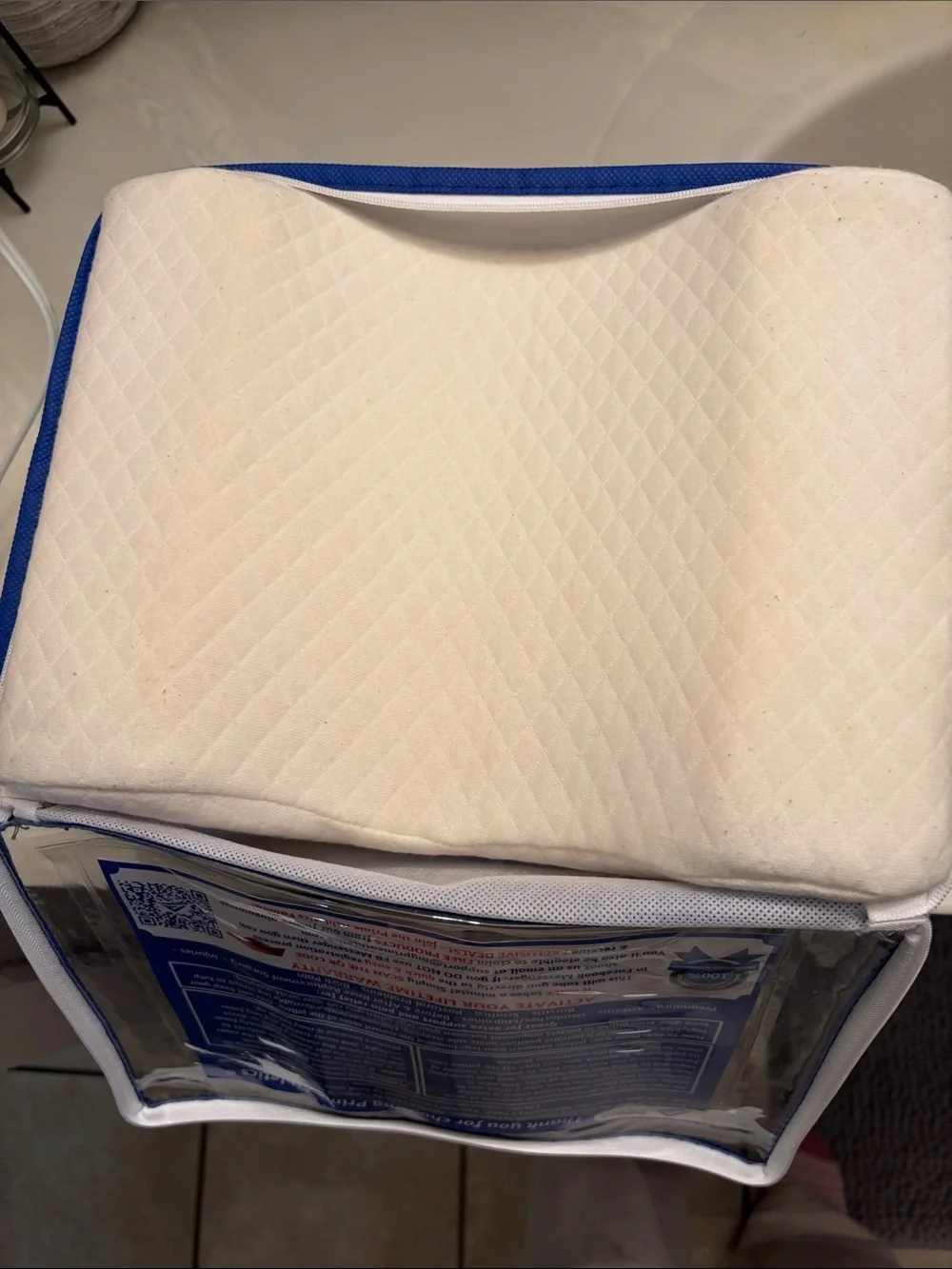 Memory Foam Knee Pillow - White with zipper carry case